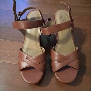 Bass wedge Sanford size 8.5